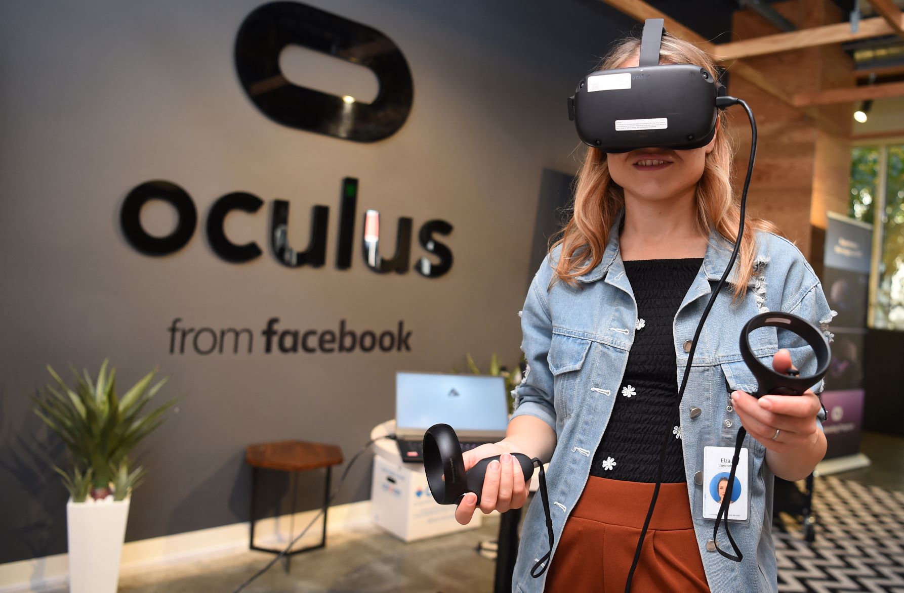 Facebook lance des salles de réunion en réalité virtuelle