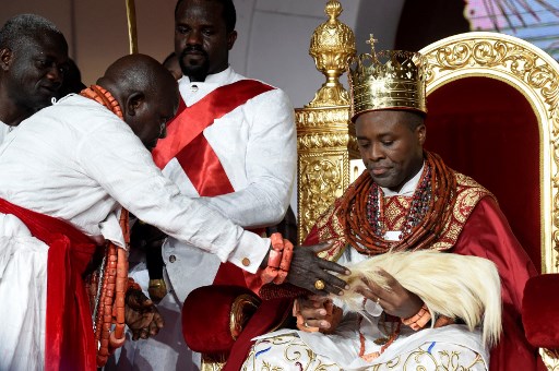 Au Nigeria, un nouveau souverain couronné dans un royaume séculaire