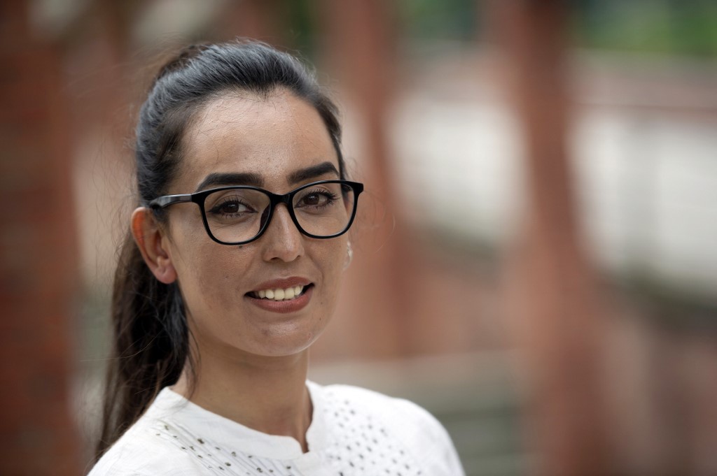 La basketteuse afghane Nilofar Bayat supplie le monde de ne pas oublier son pays
