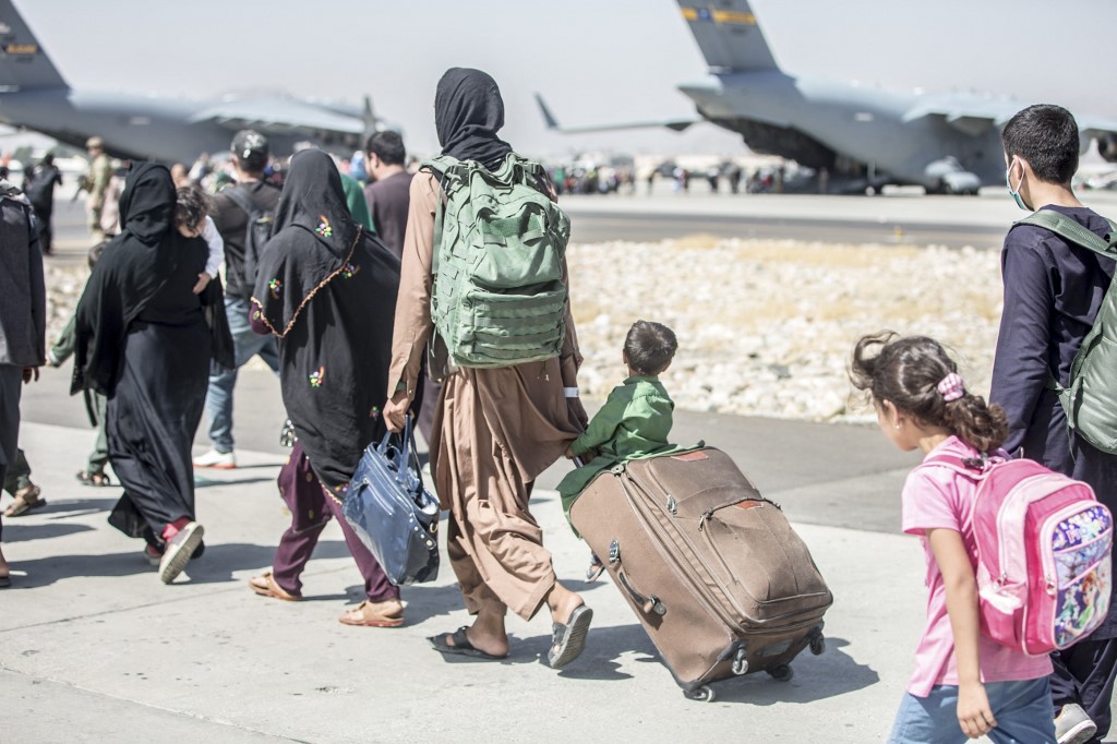 Le G7 demande aux talibans de «garantir un passage sûr» pour les évacués afghans