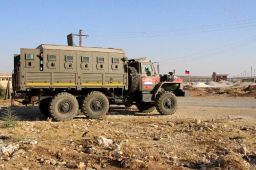 Des rebelles syriens commencent à quitter Deraa
