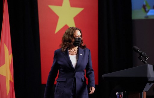 Kamala Harris veut «faire monter la pression» sur Pékin