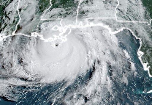 L'ouragan Ida se renforce dangereusement à l'approche de la Louisiane