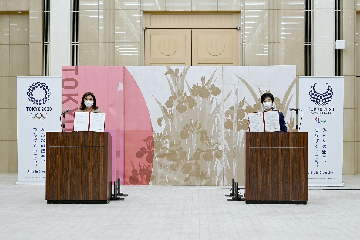 A Tokyo, Anne Hidalgo, Maire de Paris, et Koike Yuriko, Gouverneure de Tokyo, expriment dans une déclaration conjointe, leur volonté de consolider les liens d’appréciation et d’amitié qui unissent leurs deux capitales (fournie)
