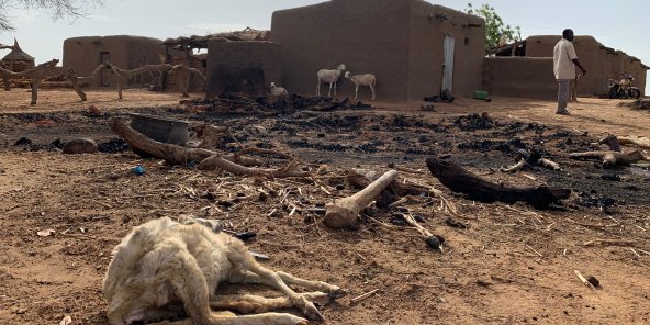Mali: plus de 40 civils tués par des djihadistes présumés