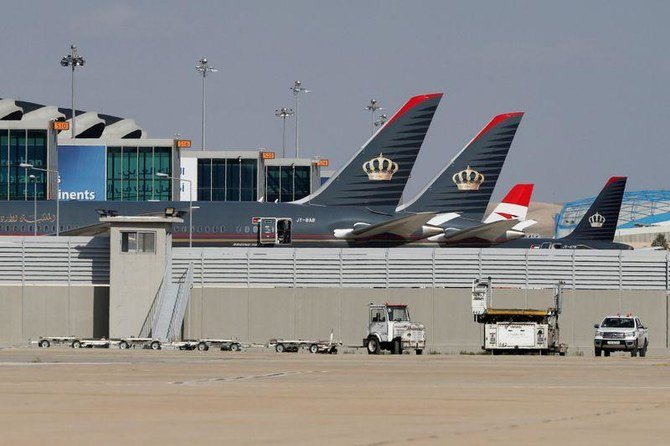 Des avions de la Royal Jordanian et d’autres compagnies aériennes à l’aéroport Reine-Alia d’Amman. (Reuters)