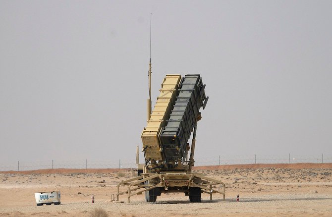 Les défenses aériennes saoudiennes interceptent un drone houthi