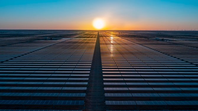 Environ 3,4 milliards de SR (900 millions de dollars) d'investissements ont été annoncés pour la construction de la centrale solaire de Sudair. (Fourni)