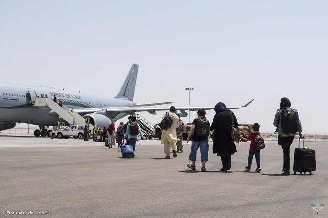 Les EAU acceptent d’accueillir temporairement 5000 Afghans à la demande des États-Unis