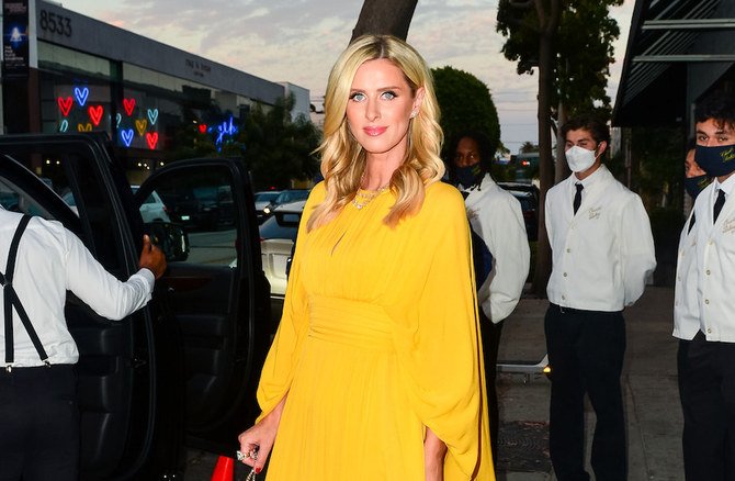 Nicky Hilton fait impression dans une robe Elie Saab à l’événement de Cartier