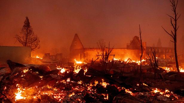 Une maison ravagée par les flammes du Dixie Fire en Californie. (Archives AFP)