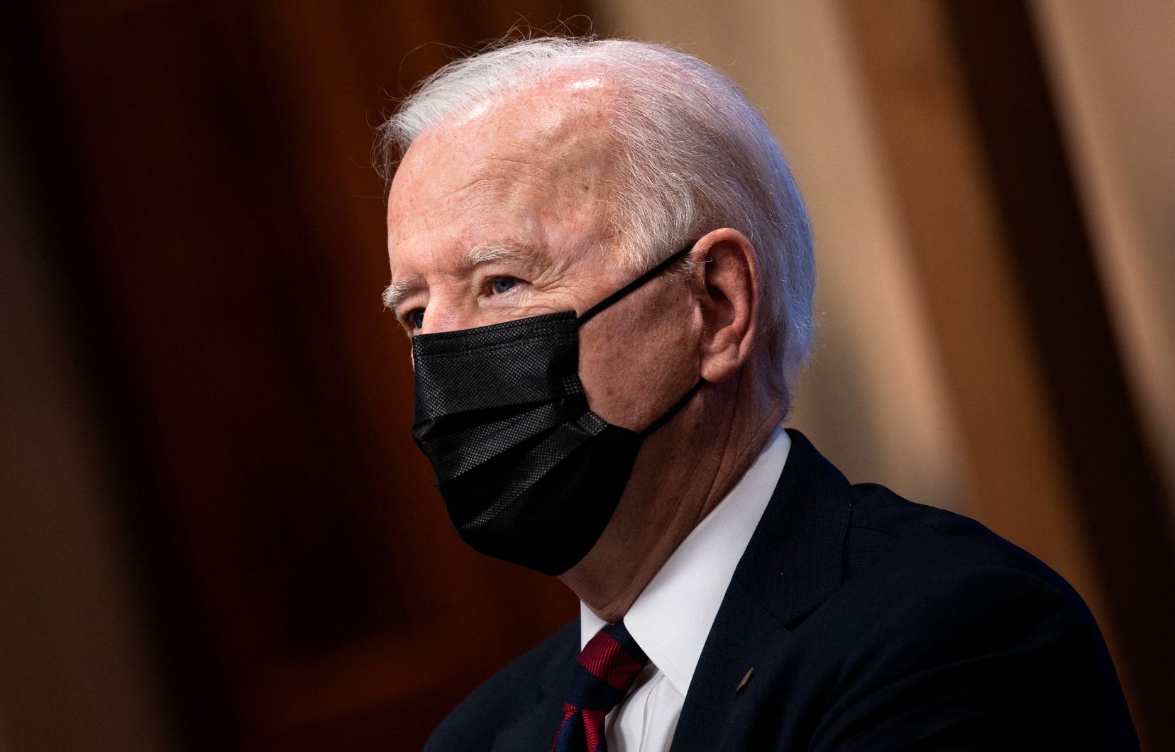 Etats-Unis: le variant Delta relance la bataille du masque