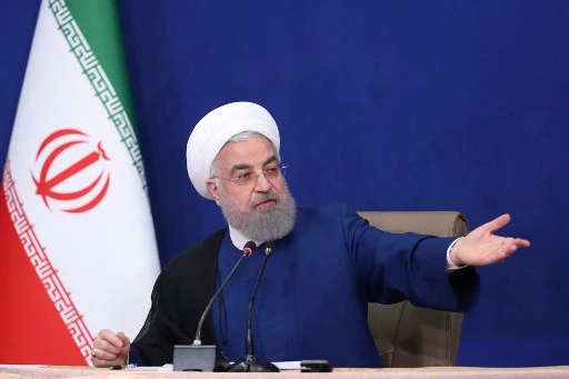 Une photo fournie par la présidence iranienne le 1er août 2021 montre le président iranien Hassan Rohani assistant à sa dernière réunion de cabinet dans la capitale Téhéran. (Présidence iranienne / AFP)