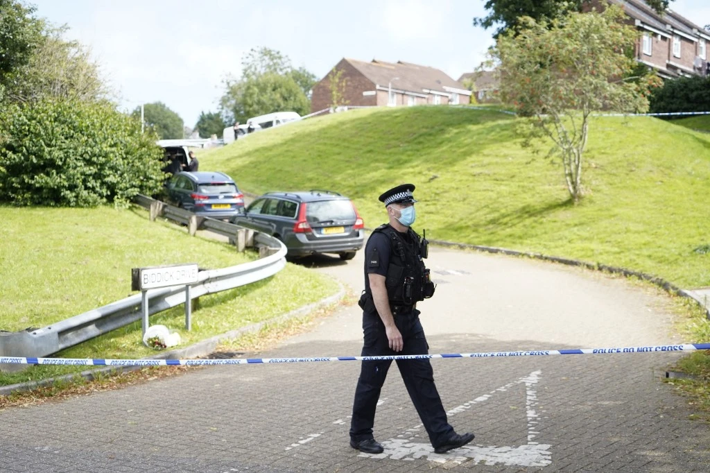 Royaume-Uni: la police identifie l'auteur présumé de la fusillade de Plymouth