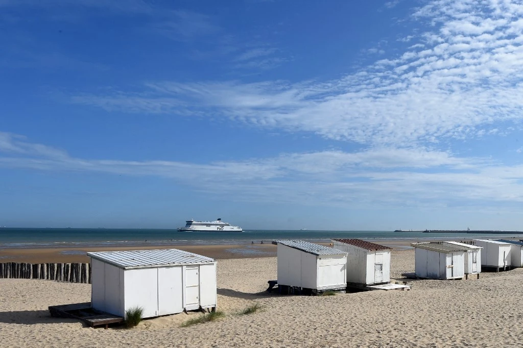 A Blériot-Plage, des irréductibles refusent que leurs chalets de plage soient détruits