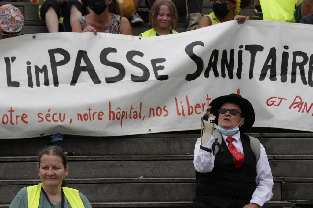 Sixième mobilisation anti-pass sanitaire en France, participation de nouveau en baisse