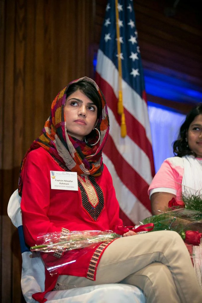 La première femme pilote afghane est inquiète pour l’avenir de son pays
