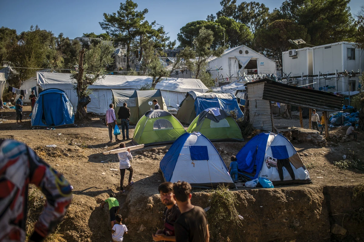 Grèce: le HCR établit un profil des migrants sur les îles pour faciliter leur intégration