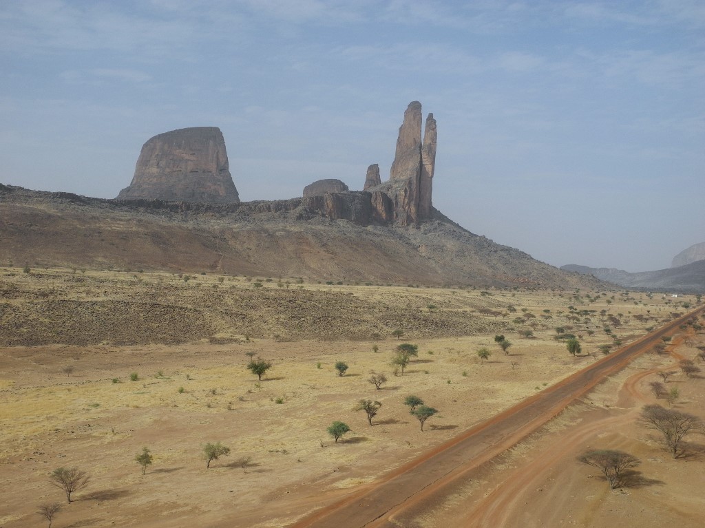Les armées françaises à l'œuvre pour réduire et transformer leur présence au Sahel