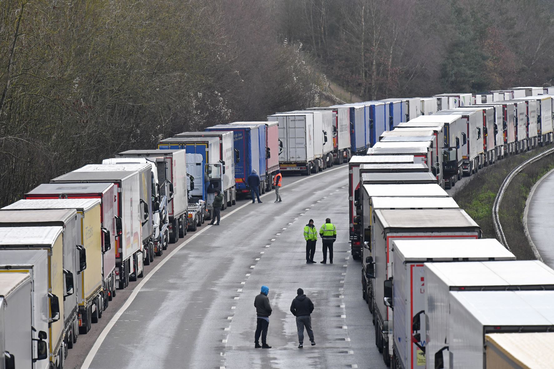 Les chaînes d'approvisionnement mondiales commencent à céder face à la pandémie