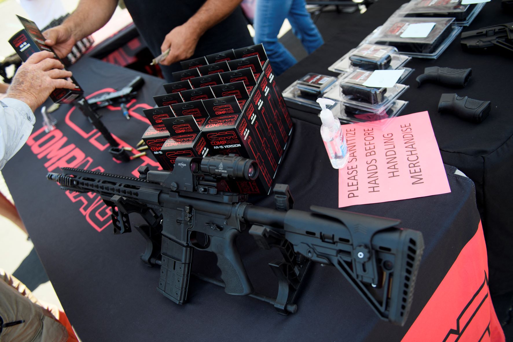 La Californie en guerre contre les pistolets en kit et autres armes «fantômes»