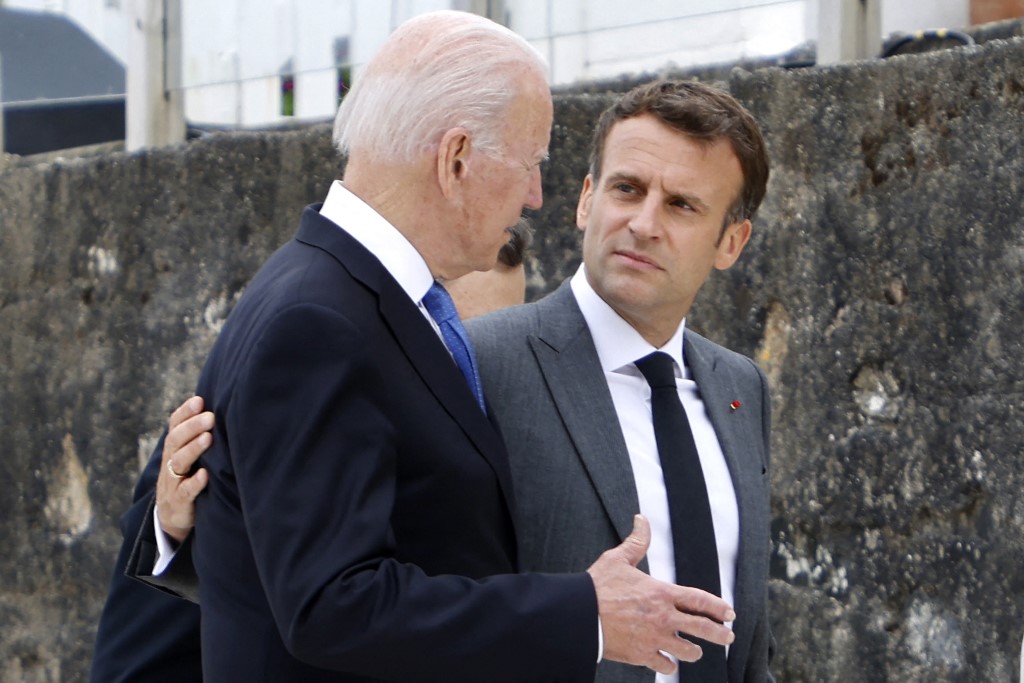 Sous-marins: Macron et Biden tentent un «retour à la normale»