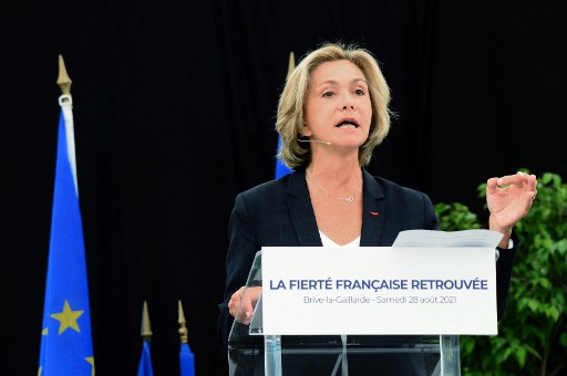 Zemmour est «un boulet» pour Le Pen, dit Pécresse