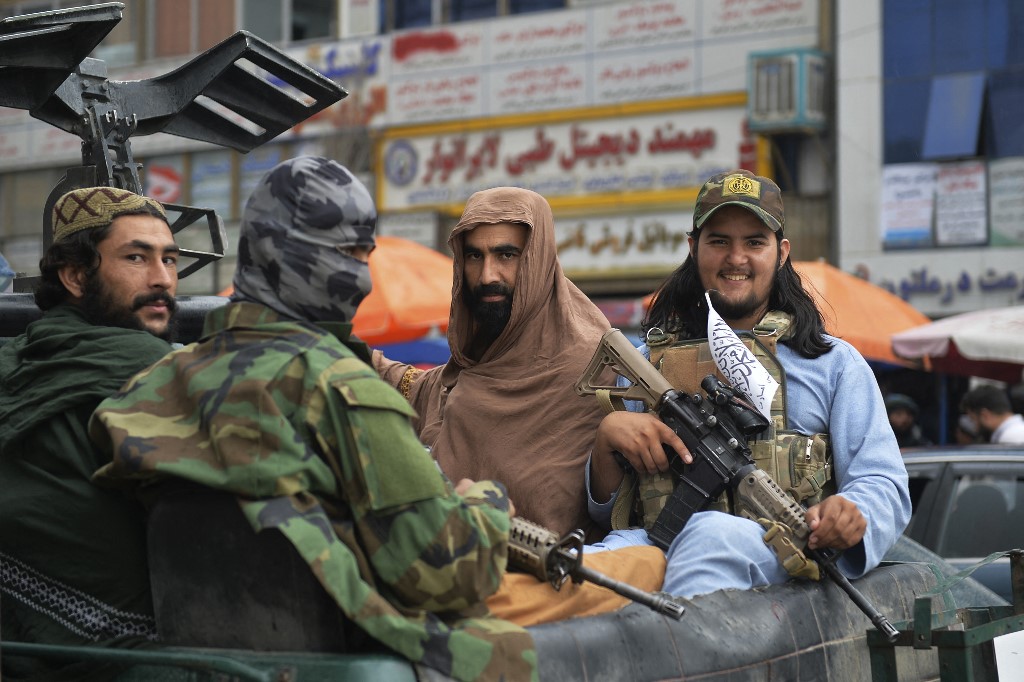 Privé de l'arme militaire, Washington doit réinventer sa relation aux talibans