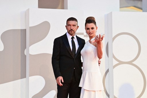 Venise: Penélope Cruz et Banderas rois de l'autodérision dans «Competencia Oficial»