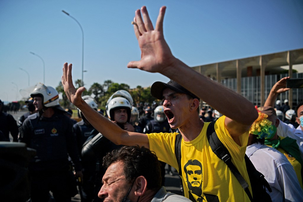 Fête nationale sous tension au Brésil, les pro-Bolsonaro dans la rue