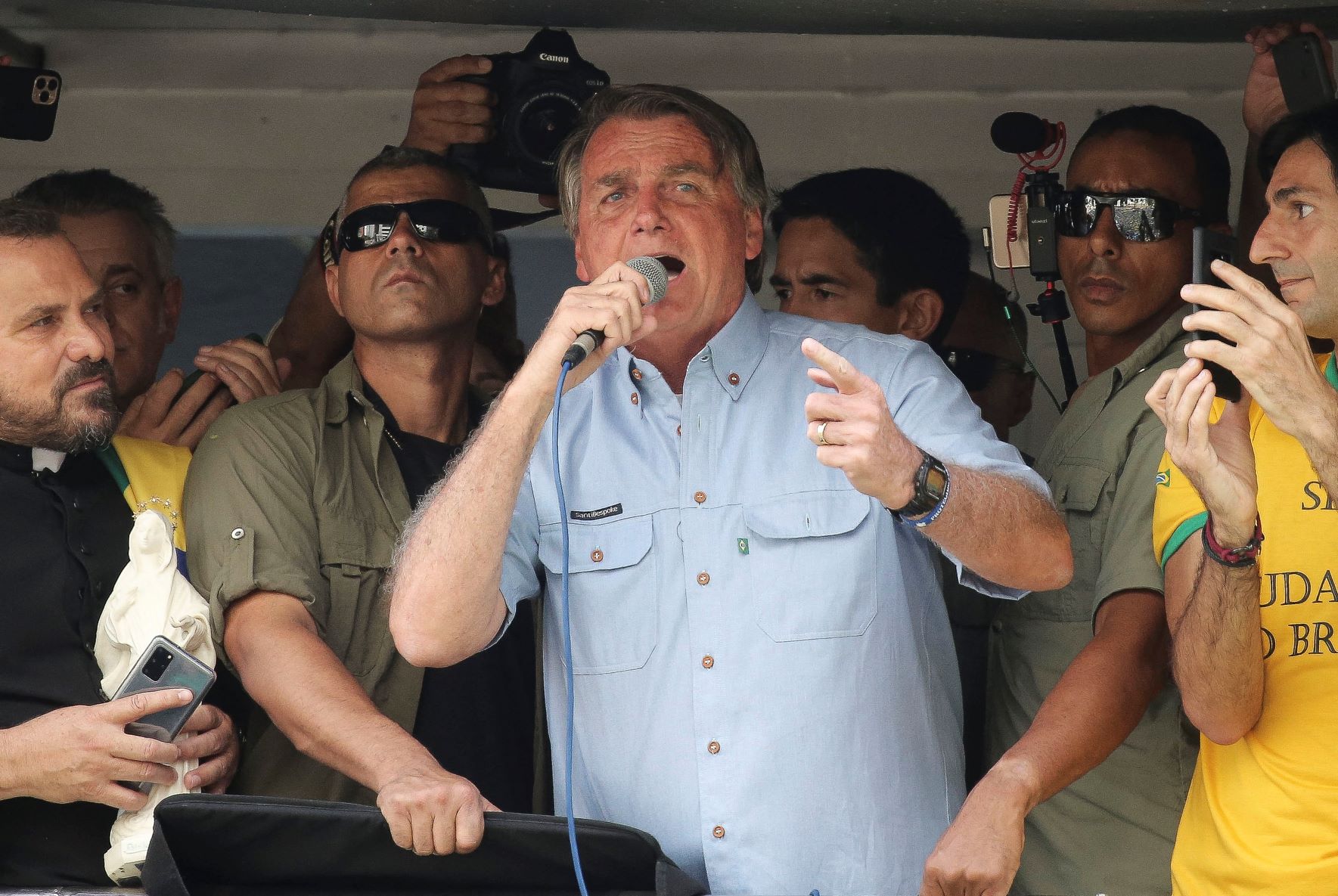 Manifestations au Brésil: Bolsonaro attaque les institutions et les élections