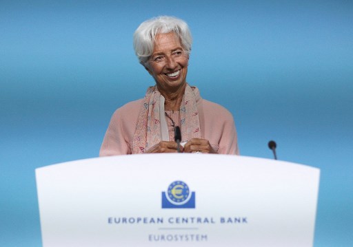 La BCE allège légèrement son soutien monétaire exceptionnel