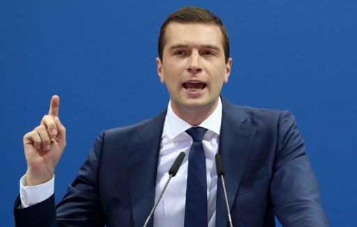 Jordan Bardella s'adresse à des partisans lors d'une réunion du Rassemblement national (RN) de l'Université d'été à Fréjus, dans le sud de la France, le 12 septembre 2021 (Photo, AFP)