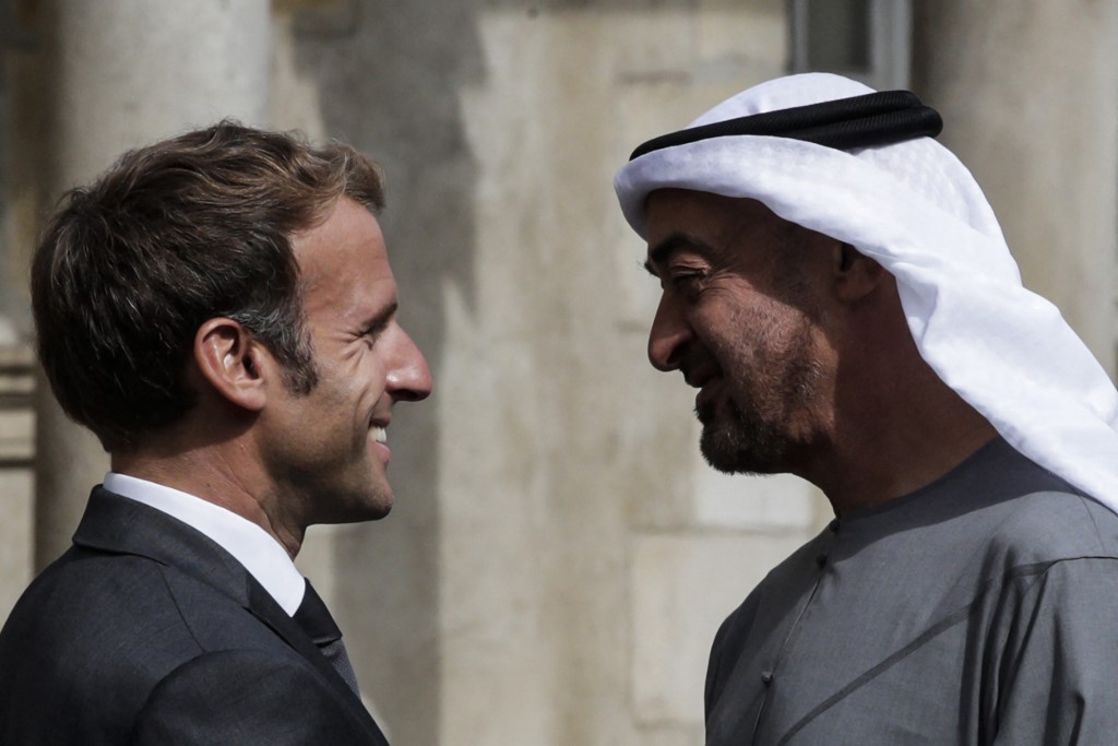 Macron déjeune avec Mohammed ben Zayed al-Nahyane à Fontainebleau
