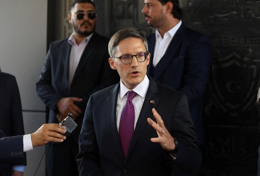 Derek Chollet, conseiller du département d'Etat américain, lors d'un point-presse à Tripoli, le 15 septembre 2021 (Photo, AFP)