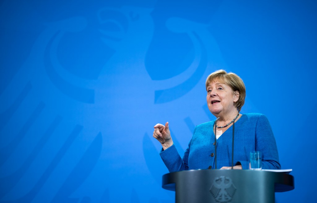 L'austère et le tenace, deux rivaux pour la couronne de Merkel