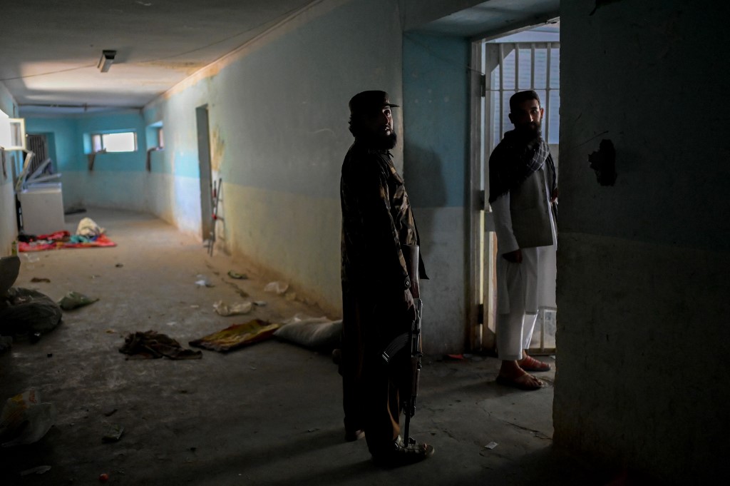Plongée à l'intérieur de Pul-e-Charkhi, plus grande prison afghane désormais vide