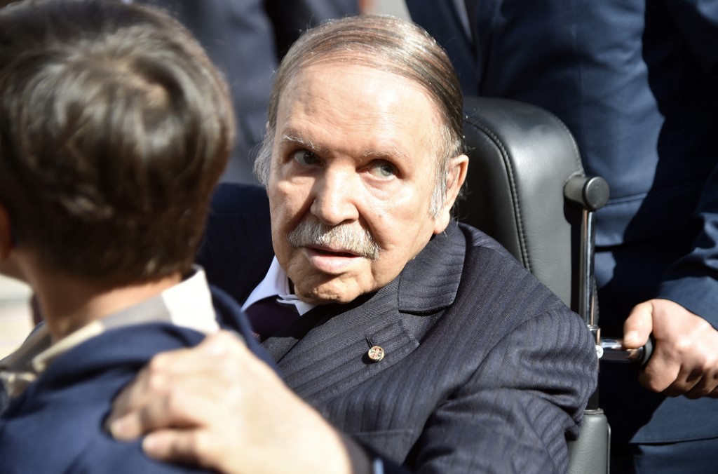 L'ex-président algérien Bouteflika est mort, réactions ambivalentes