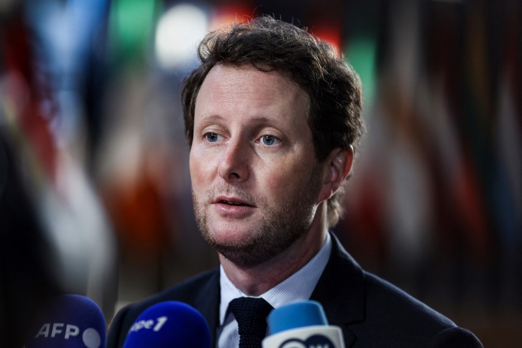 Paris espère avoir «vite» un gouvernement «fort» à Berlin