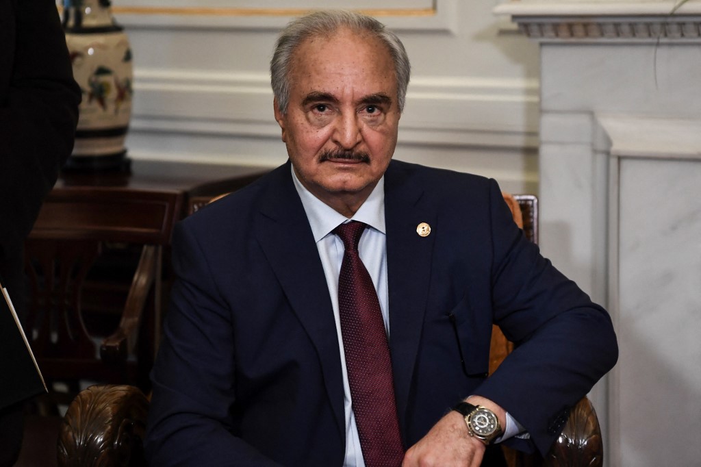 Libye: Haftar gèle ses fonctions militaires en vue de la présidentielle