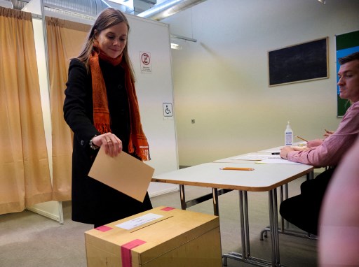 L'Islande vote, la coalition au pouvoir sur un fil