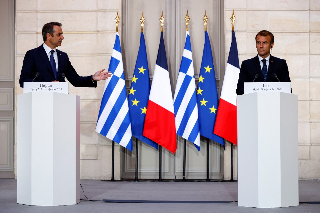 «Les Européens doivent sortir de la naïveté et se faire respecter», déclare Macron