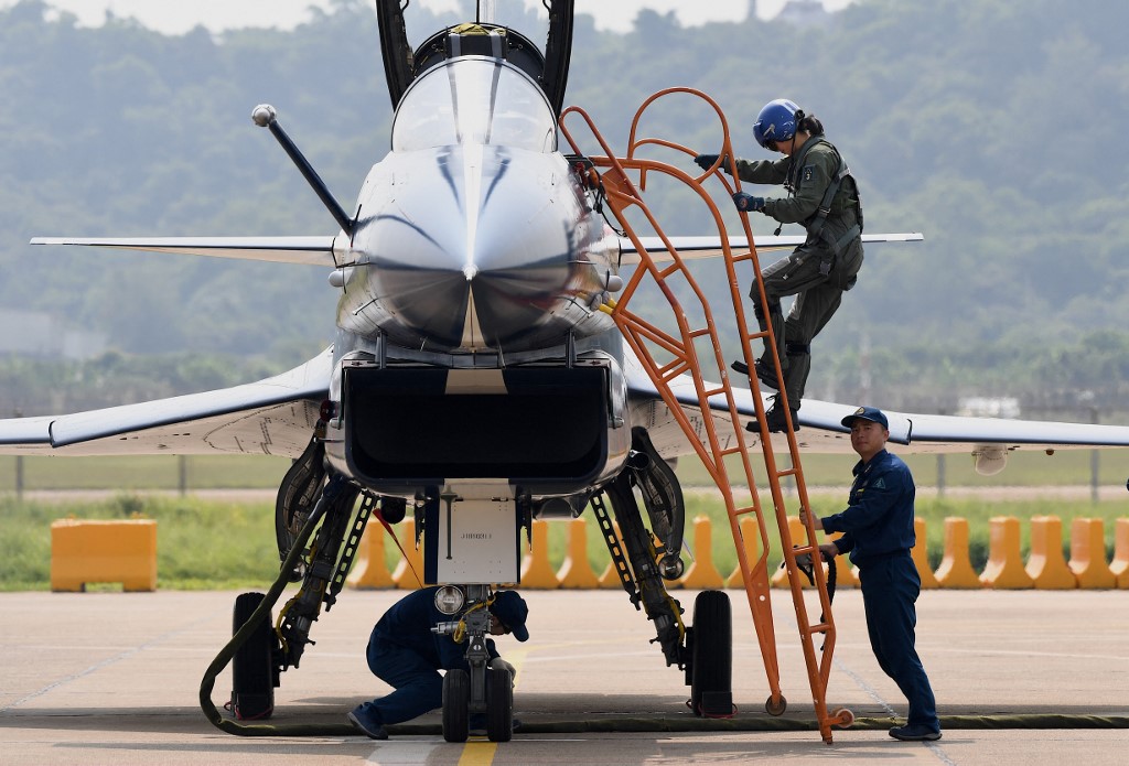 Drones, avion de guerre électronique: la Chine expose ses nouvelles armes