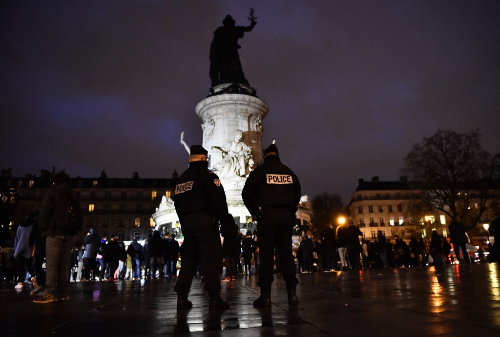 A la veille du procès des accusés, Paris se souvient de l'horreur des attentats du 13 novembre 2015