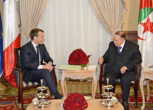 Bouteflika: Macron salue une «figure majeure» de l'Algérie et «un partenaire exigeant pour la France»
