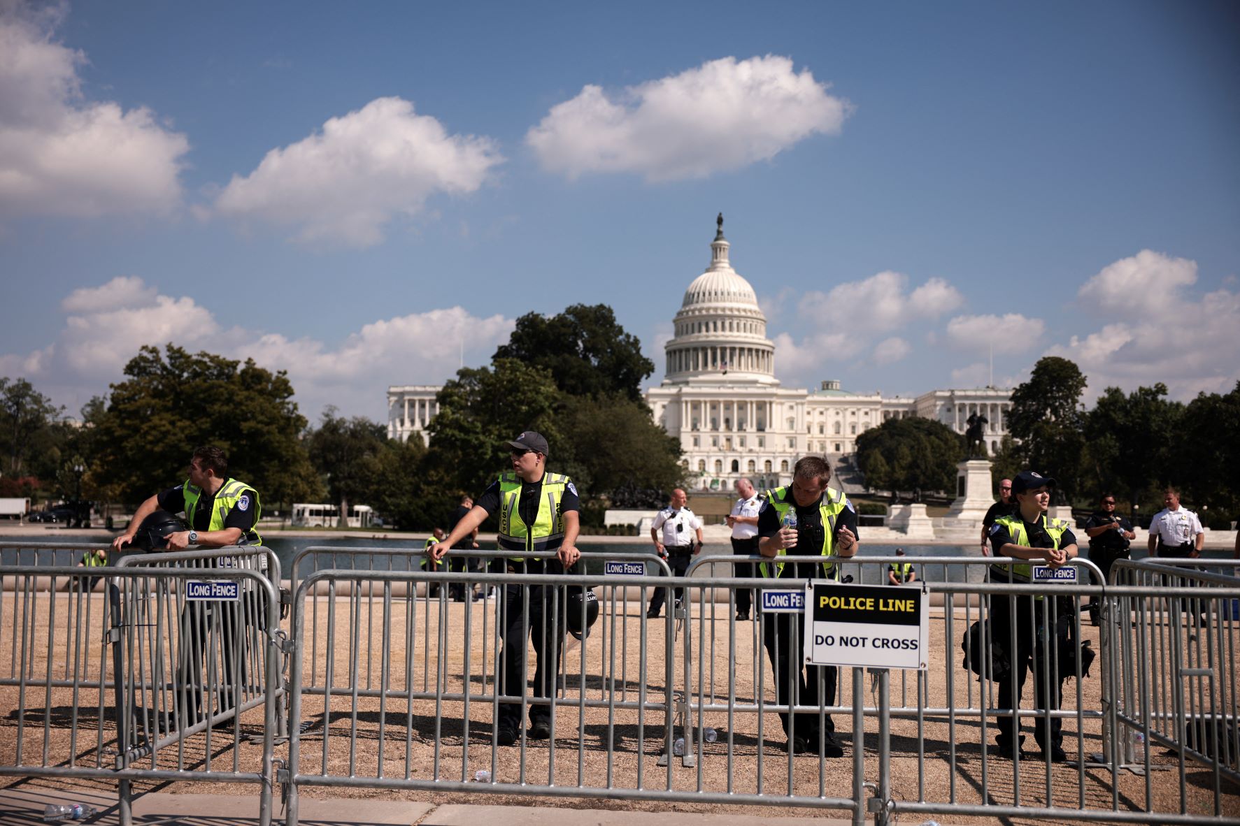 Au Capitole, un dispositif ultra-musclé pour les manifestants en soutien des pro-Trump