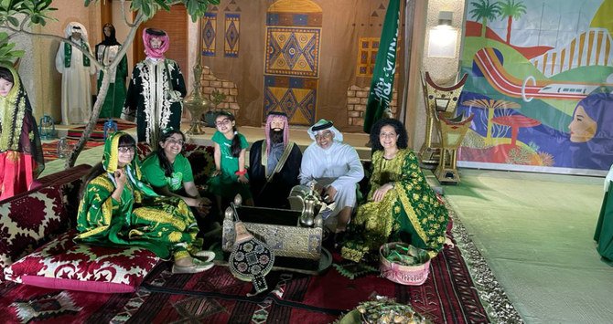 Les gagnants du concours de décoration intérieure pour la fête nationale illuminent la région de Dhahran