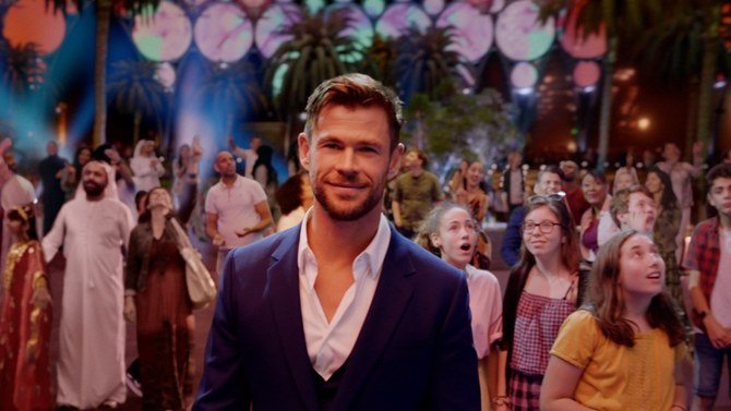 Chris Hemsworth est à l’affiche de la nouvelle campagne publicitaire d’Emirates (Photo fournie)