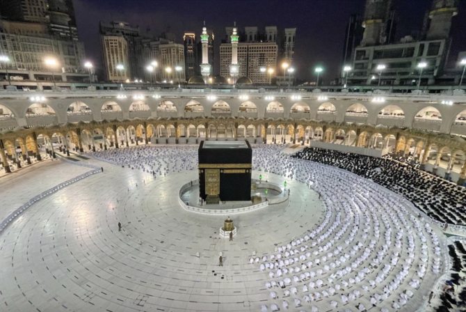 Le nombre de pèlerins et de fidèles autorisés à accomplir l’Omra et à prier à la Grande Mosquée de La Mecque augmentera à partir de vendredi (@ReasahAlharmain)