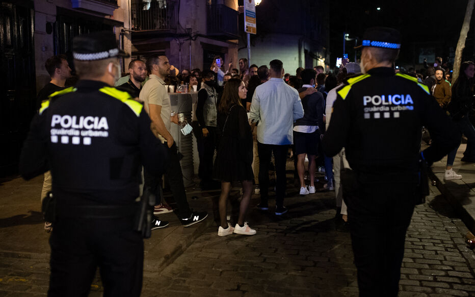 Espagne : la police prise de court à Madrid par une fête de 25 000 étudiants